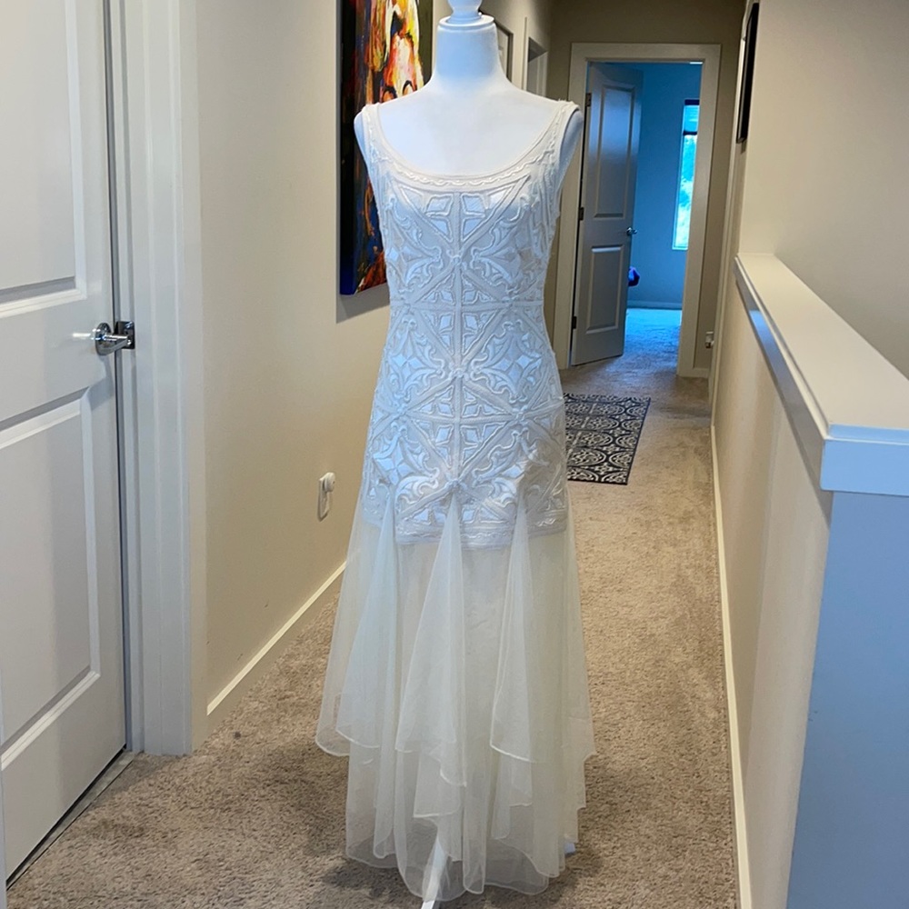 Carmen Marc Valvo formal dress wedding dress